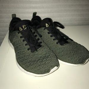 APL  Techloom Phantom